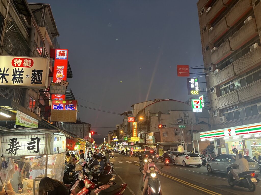 台中市忠孝夜市